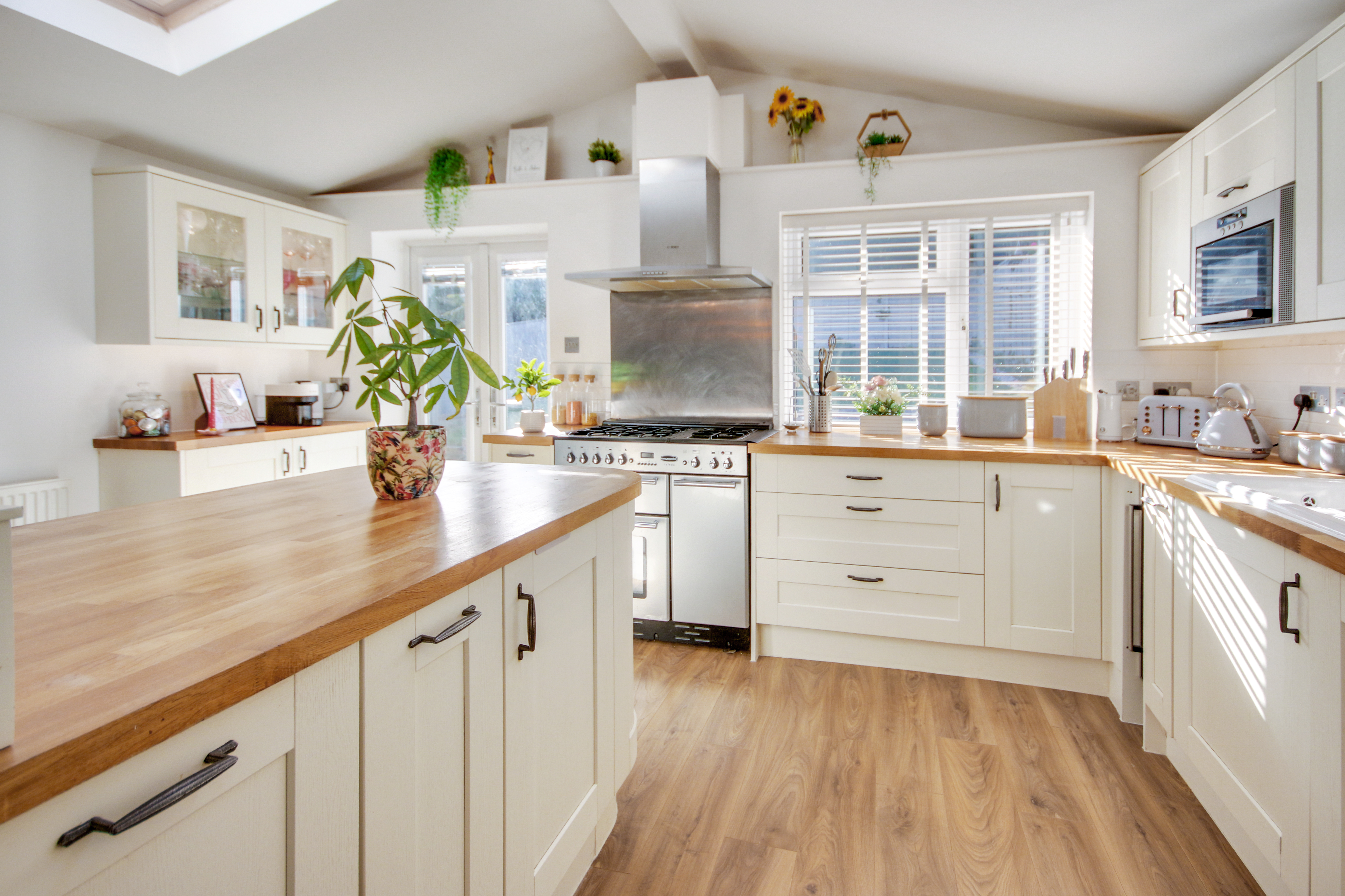 Hawarden Close, Crawley Down, West Sussex