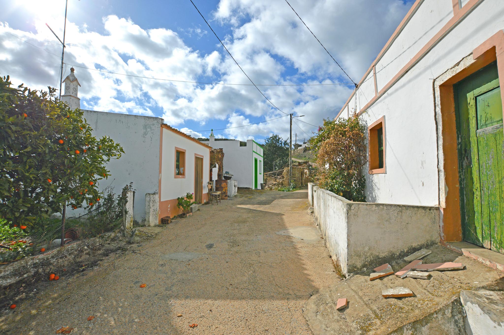 Traditional Algarvian Houses for Renovation with Country Views, Santa Catarina