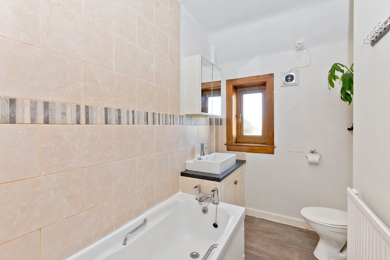 Flat for sale in St Andrews 237 Lamond Drive, St Andrews Thorntons