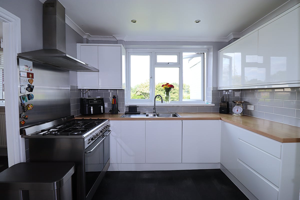 Cripley Road, Farnborough, GU14 9QA