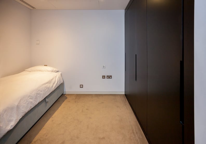 2 bedroom(s) apartment to sale in Strand, Covent Garden, London-image 11