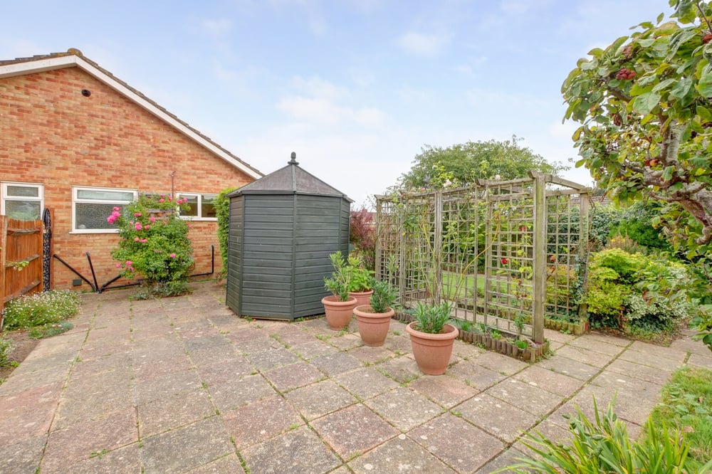 Property Details for Forest View Hailsham East Sussex BN27 3EU Crane