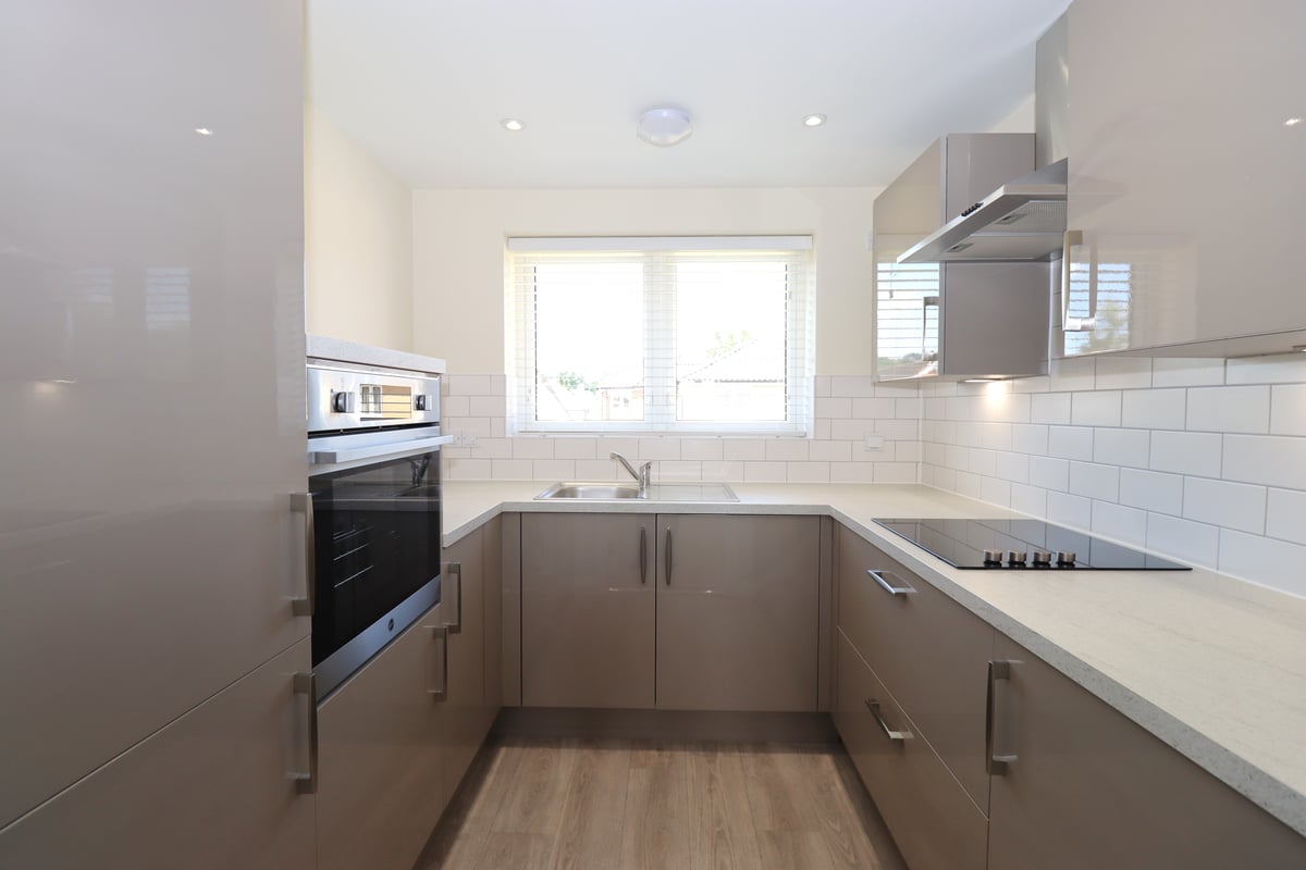 Yates Lodge, Victoria Road, Farnborough, GU14 7PN