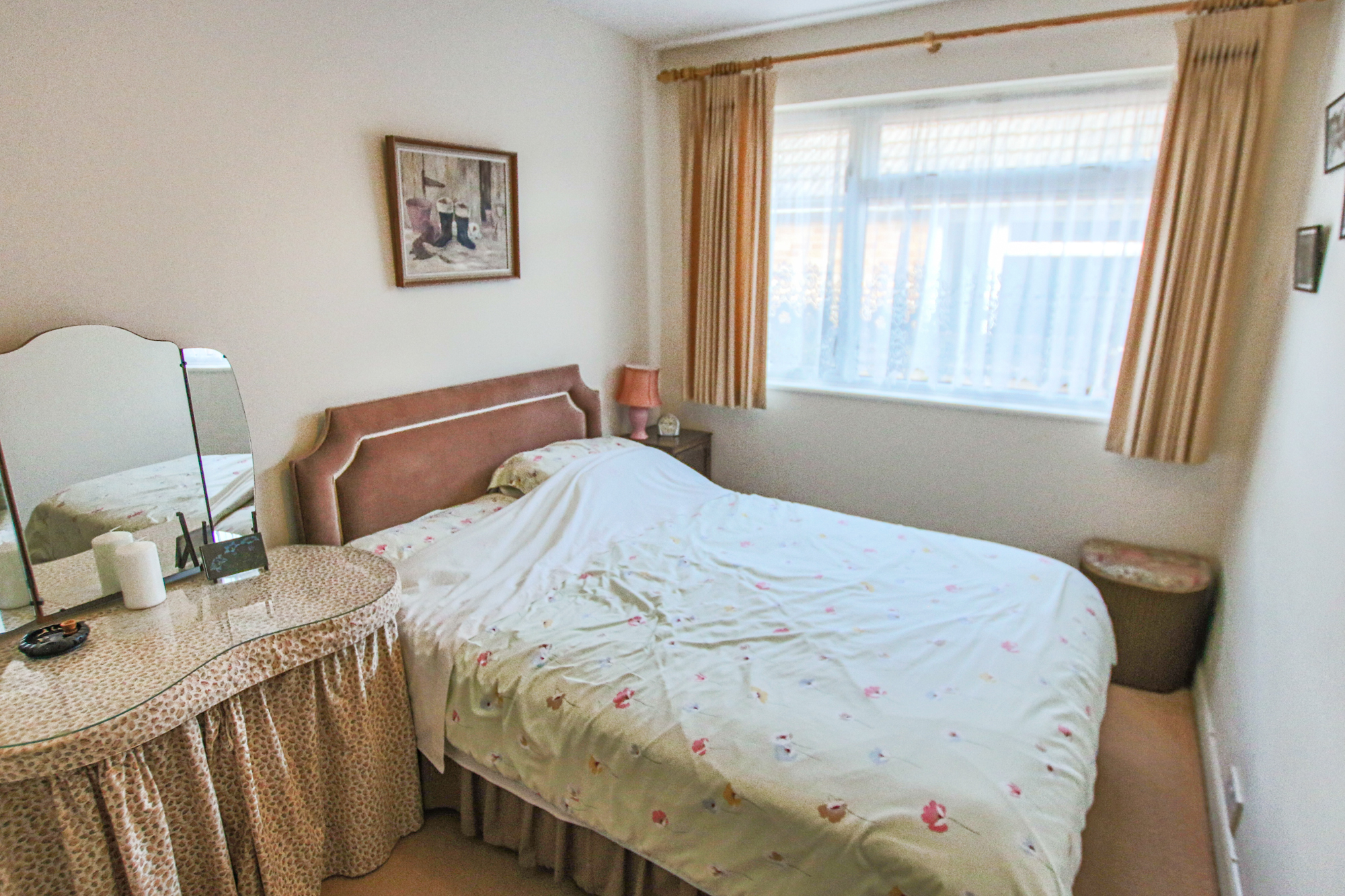 Dormans Close, Dormansland, Surrey