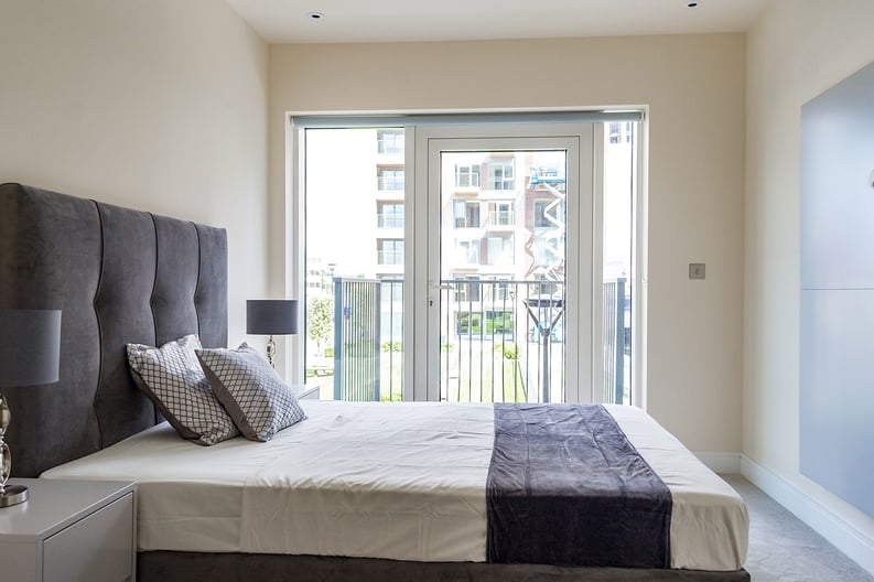2 bedroom(s) apartment to sale in Thurstan Street, Fulham, London-image 7
