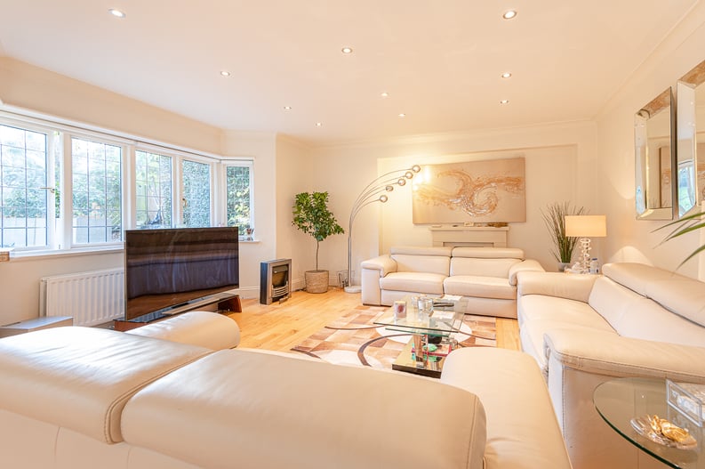 5 bedroom(s) house to sale in Westleigh Avenue, London-image 20