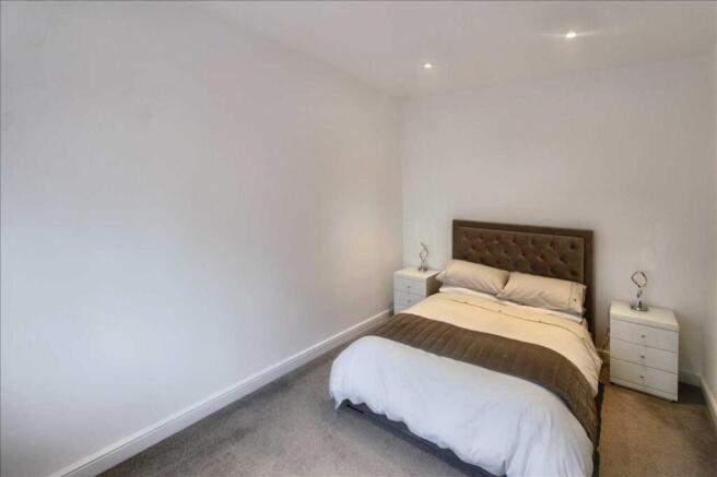 Frearson Close, Nottingham, NG16 3UF