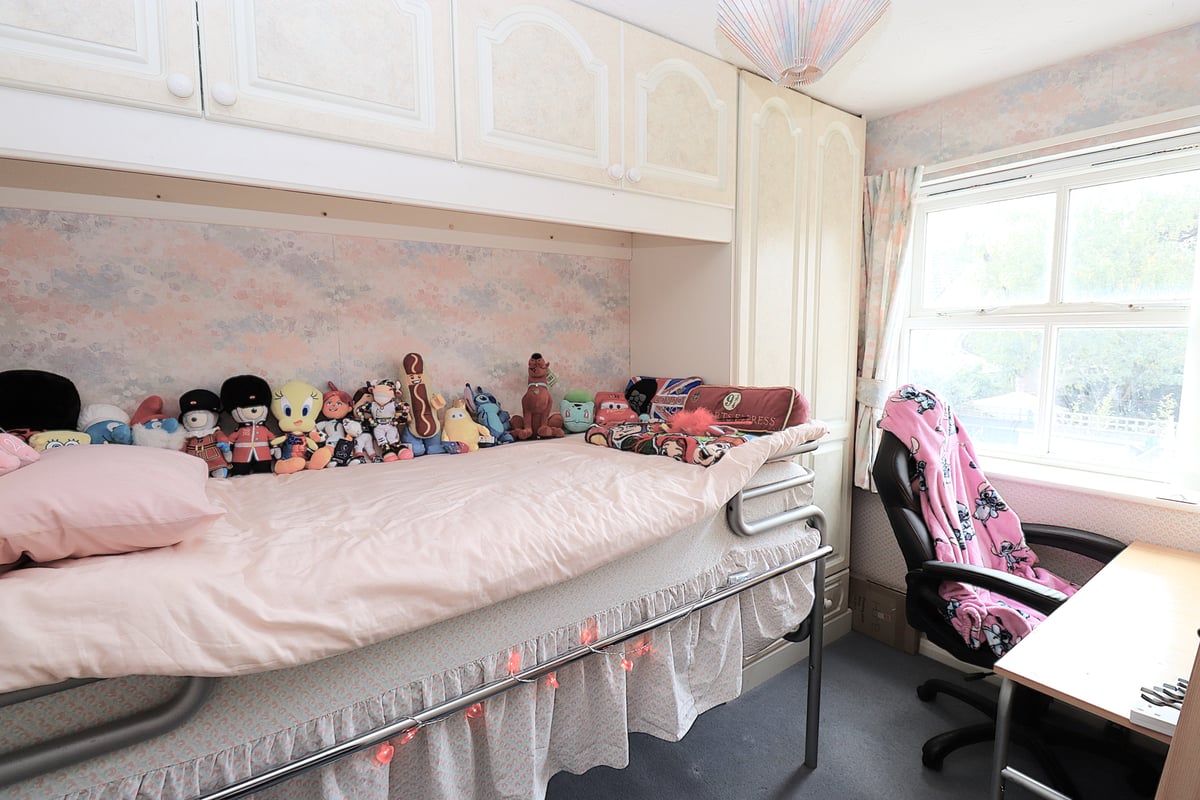 Palmerston Close, Farnborough, GU14 0RL