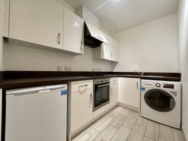 Albert House | Thumbnail