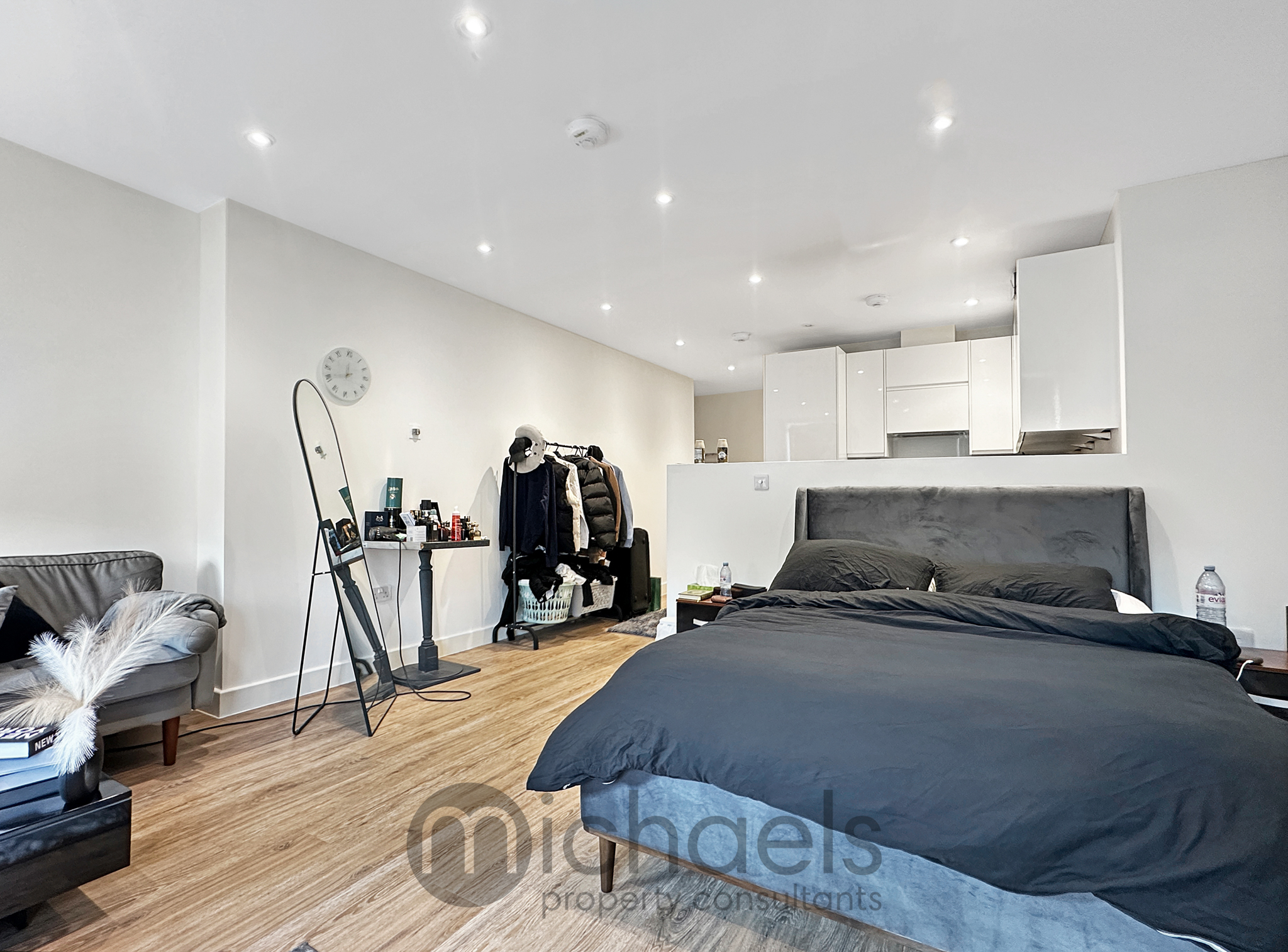 Flat 14, 140 High Street