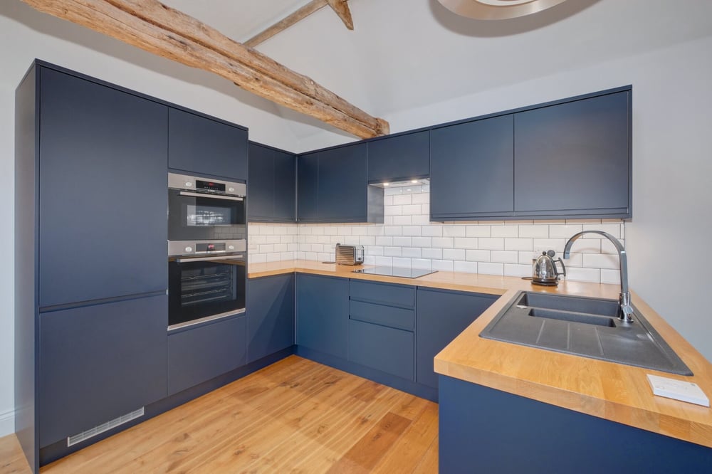 Property Details for Coach Barn Lane Hailsham East Sussex BN27 3YR