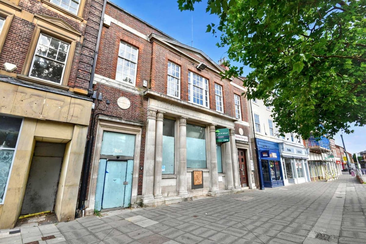 Market Place, Retford, DN22 6HB