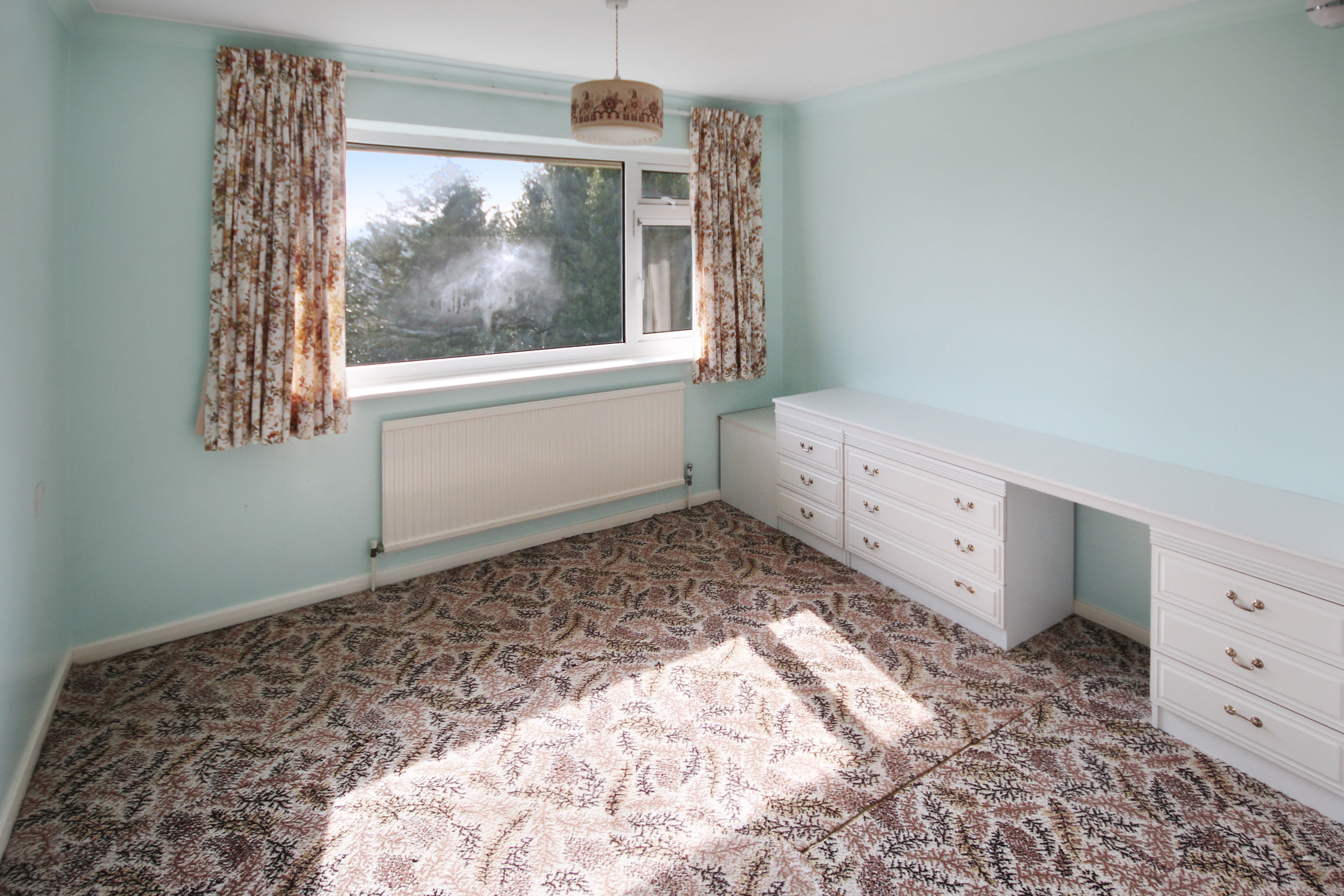 Pine Way Close, East Grinstead, West Sussex