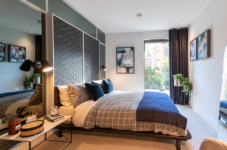 3 bedroom(s) apartment to sale in Major Draper Street, Royal Arsenal, London-image 3