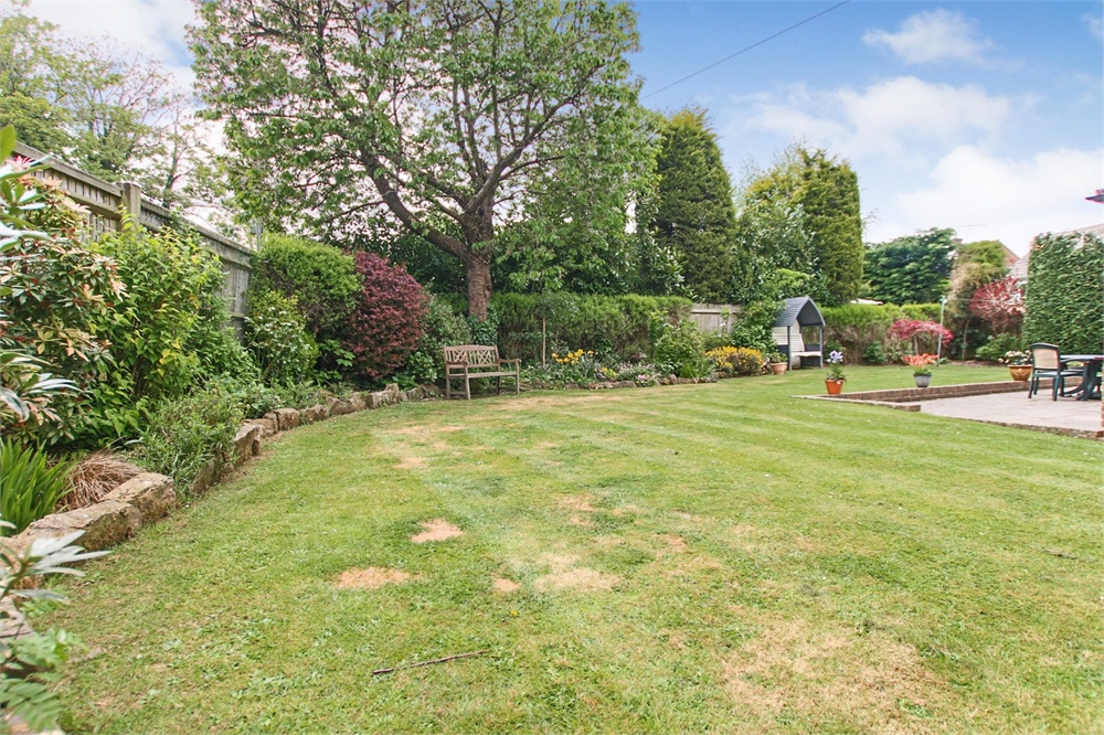 Fermandy Lane, Crawley, West Sussex