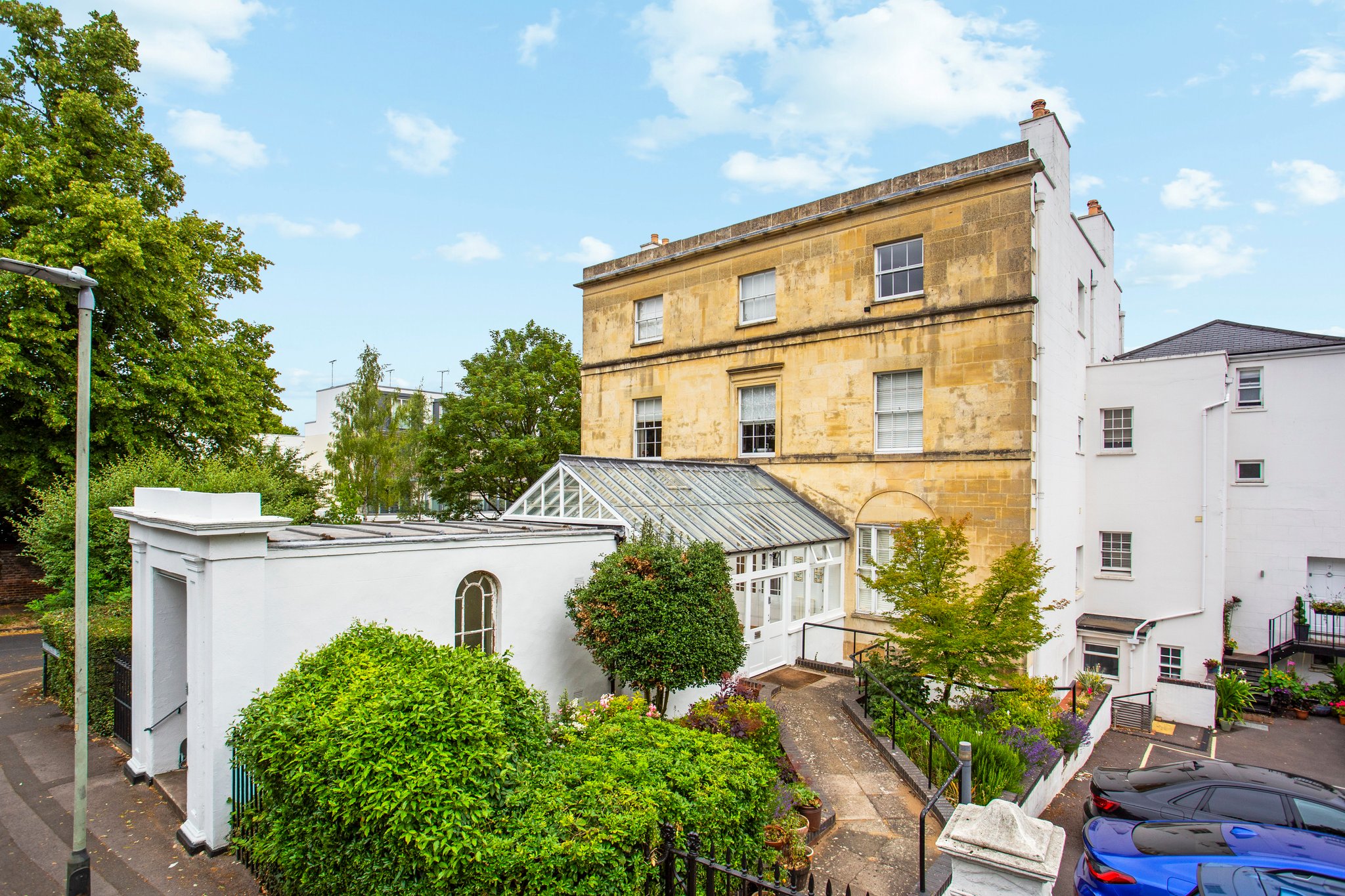 Montpellier Drive, Cheltenham