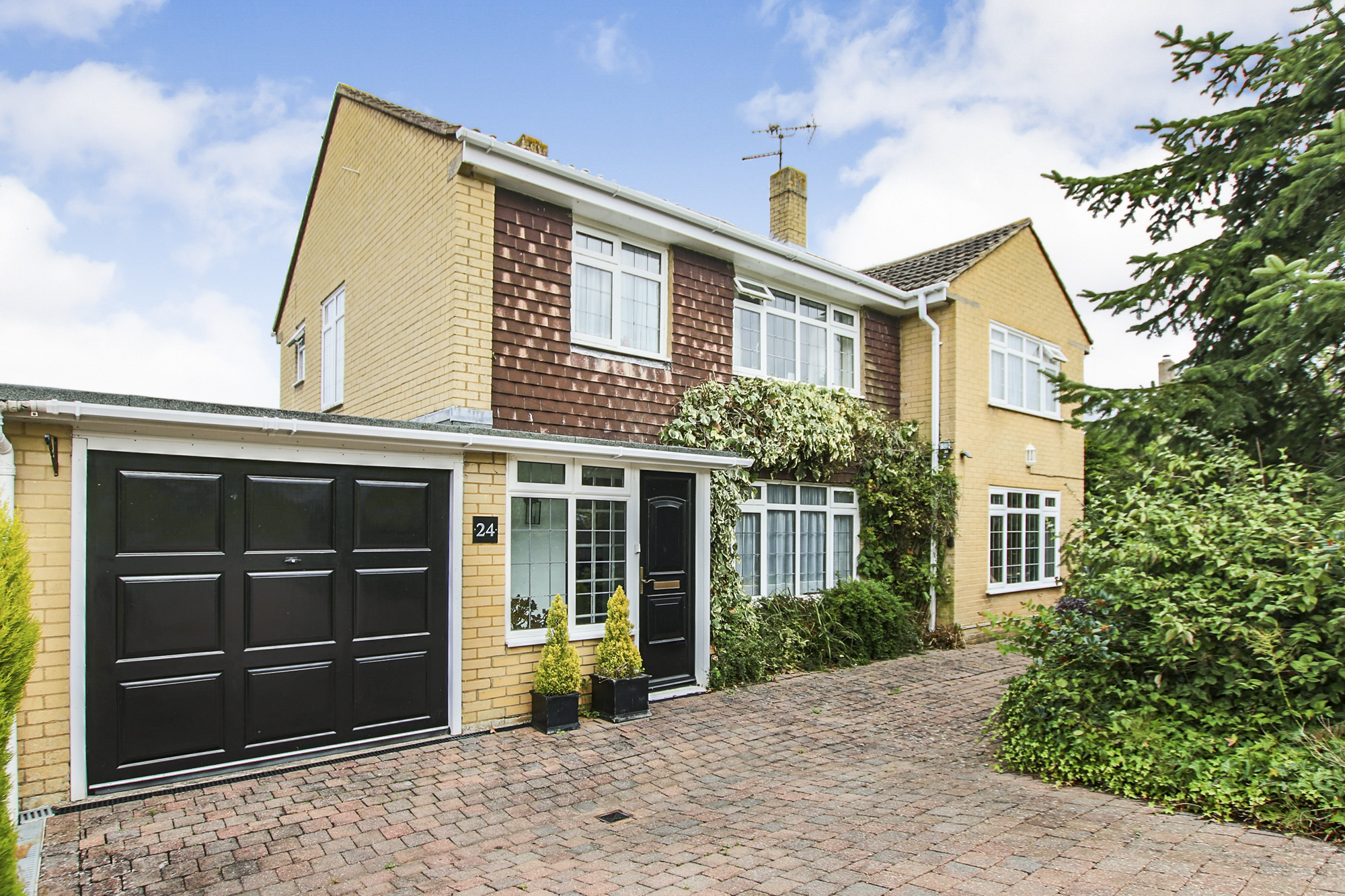 Home Platt, Sharpthorne, West Sussex