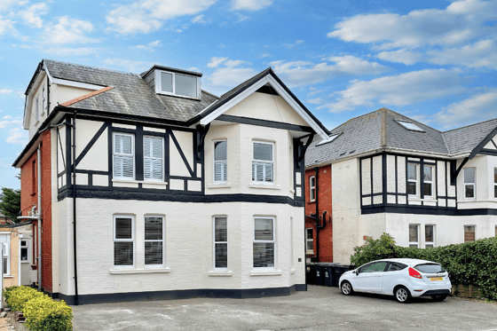 Pembroke Road, Westbourne, BH4