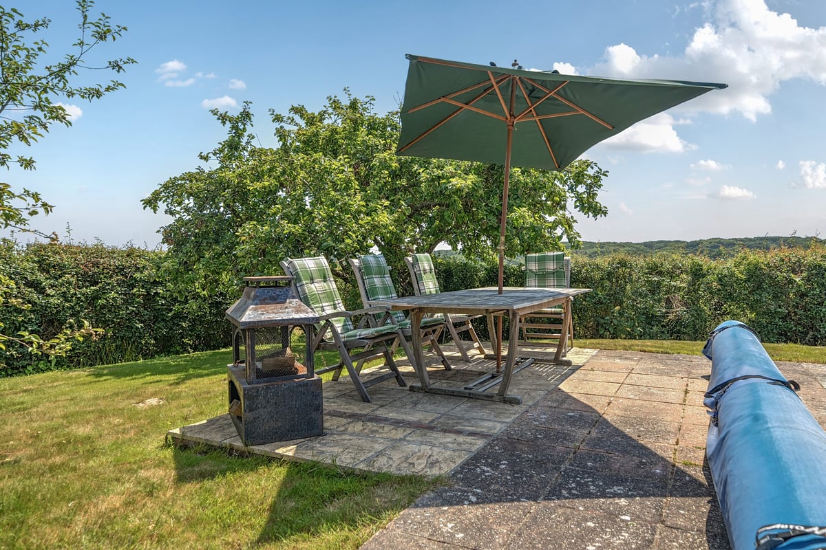 Actons Cottage, Buckholt Lane, Bexhill-on-Sea, TN39 5AX