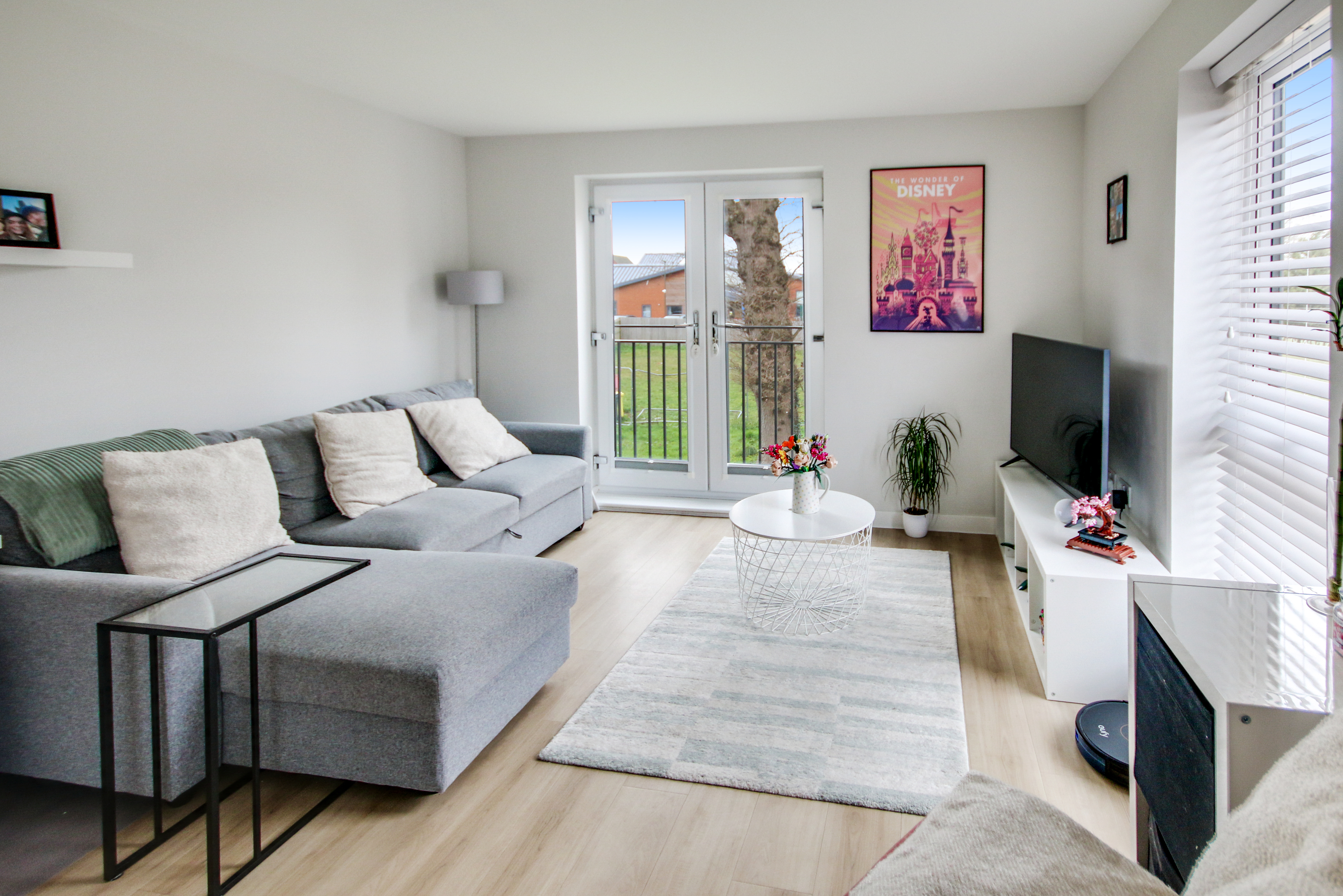 Cheerio Lane, Pease Pottage, West Sussex