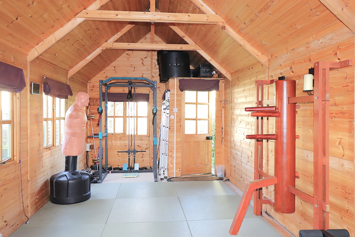 Fowler Road, Farnborough, GU14 0BN