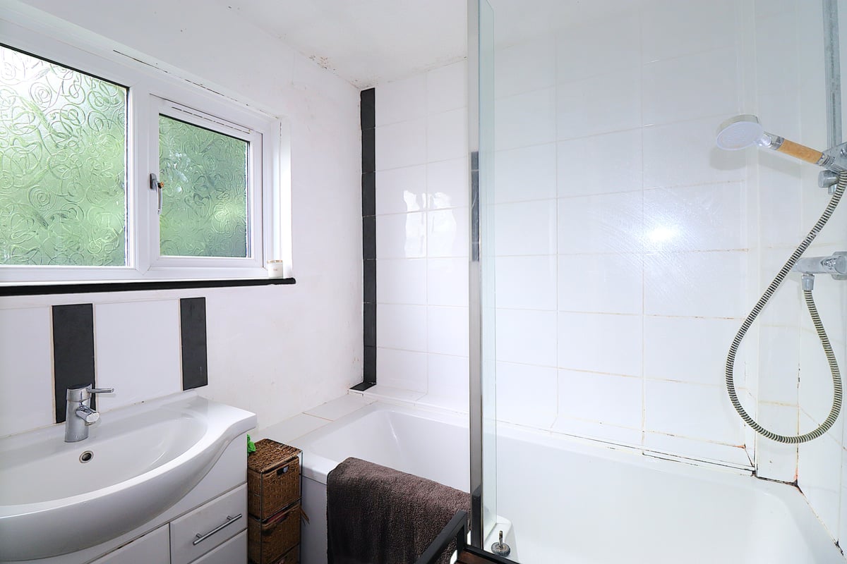 Bracklesham Close, Farnborough, GU14 8LR