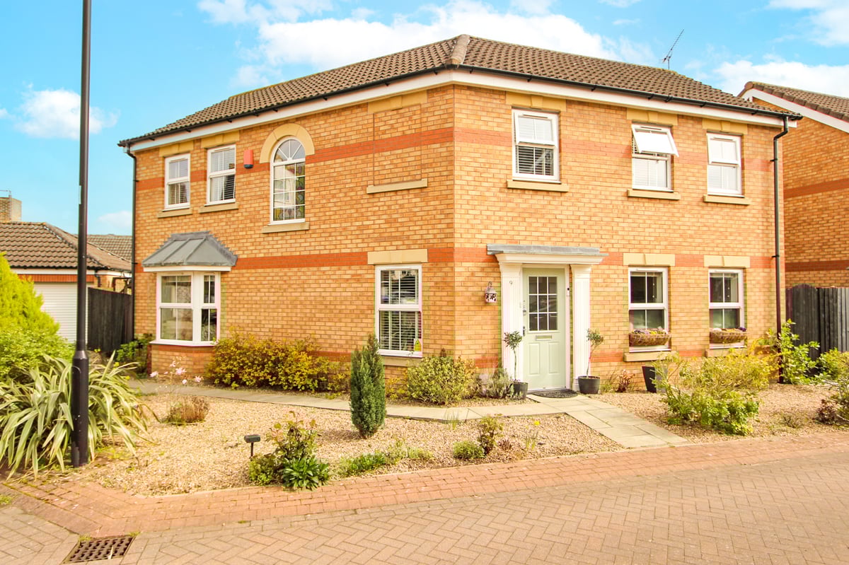 4 bedroom detached house for sale, Rosemary Close, Bessacarr, Doncaster The Property Hive