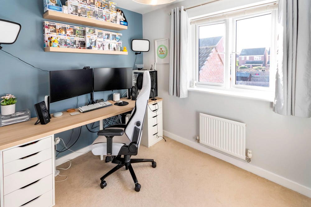 Blue Albion Street, Retford, DN22 7WZ