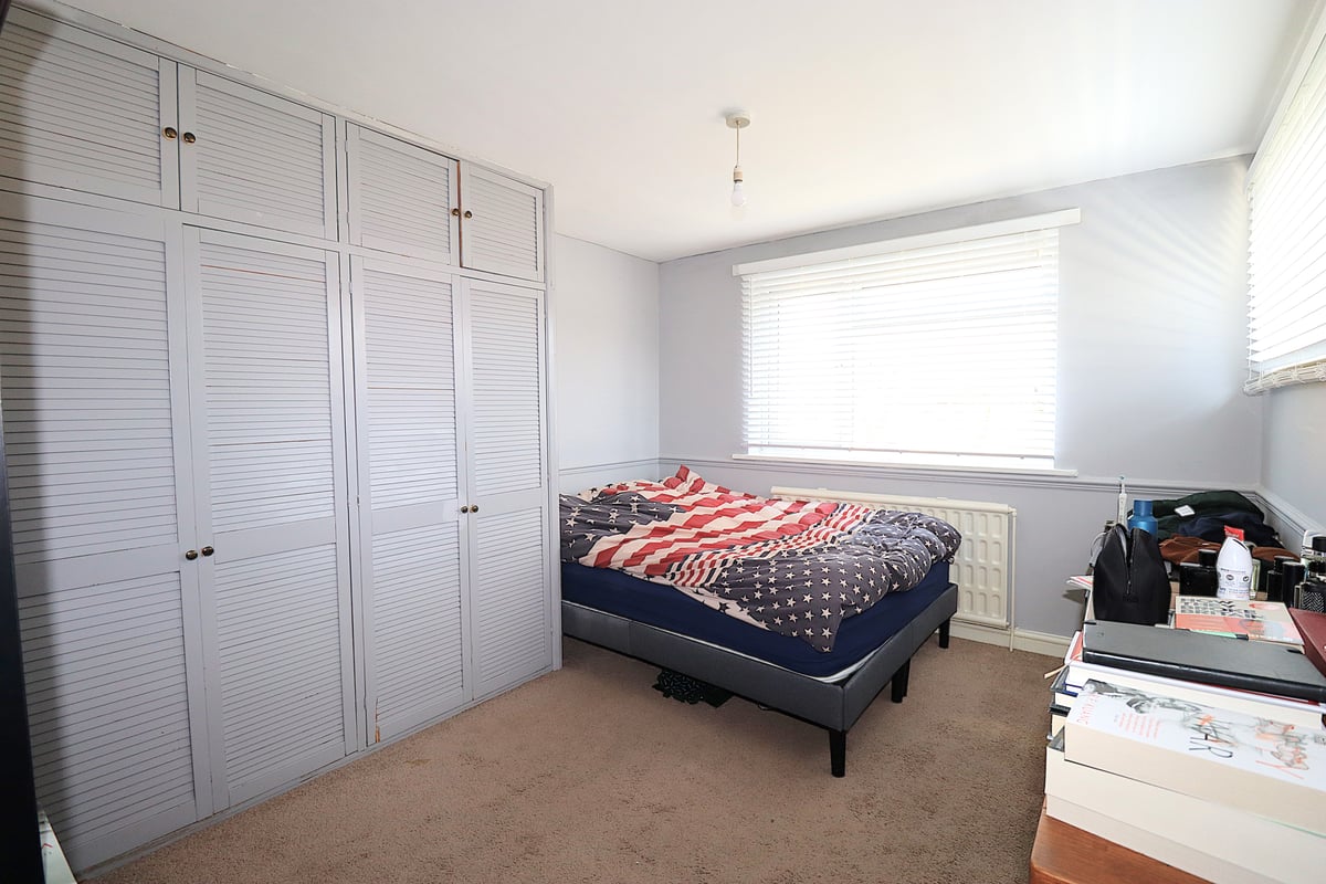 Sycamore Road, Farnborough, GU14 6RE