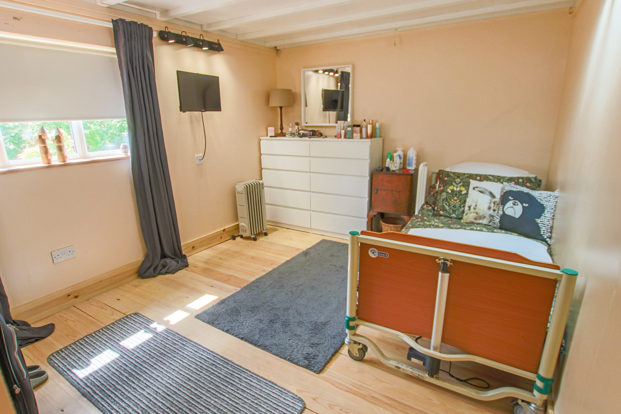 Meadowside Park, Lingfield, Surrey