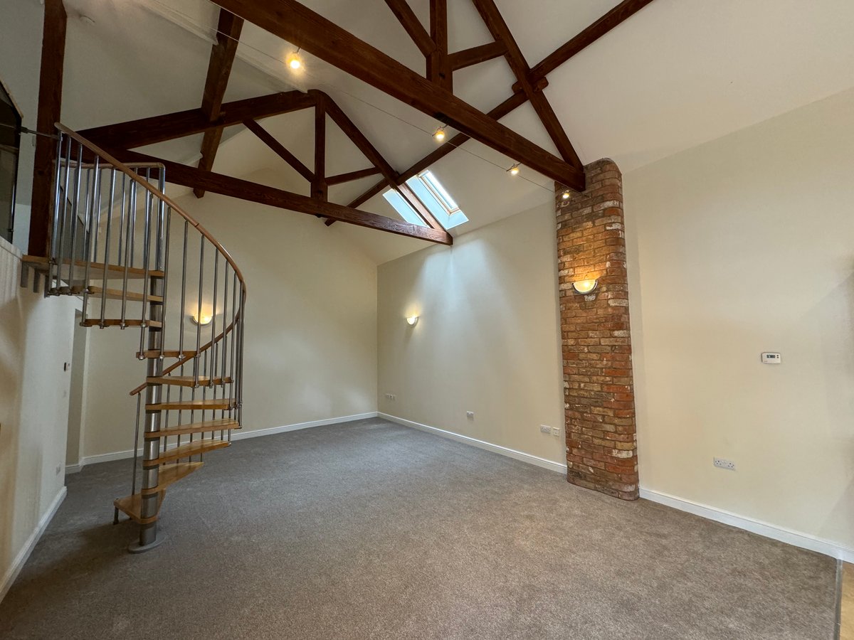 Mayflower, Freemans Lane, Retford, DN22 9HN