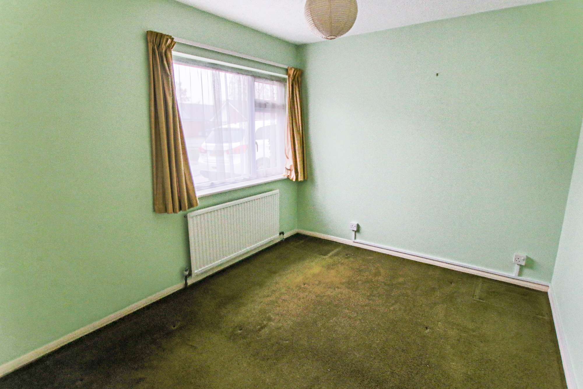 Squires Close, Crawley, West Sussex