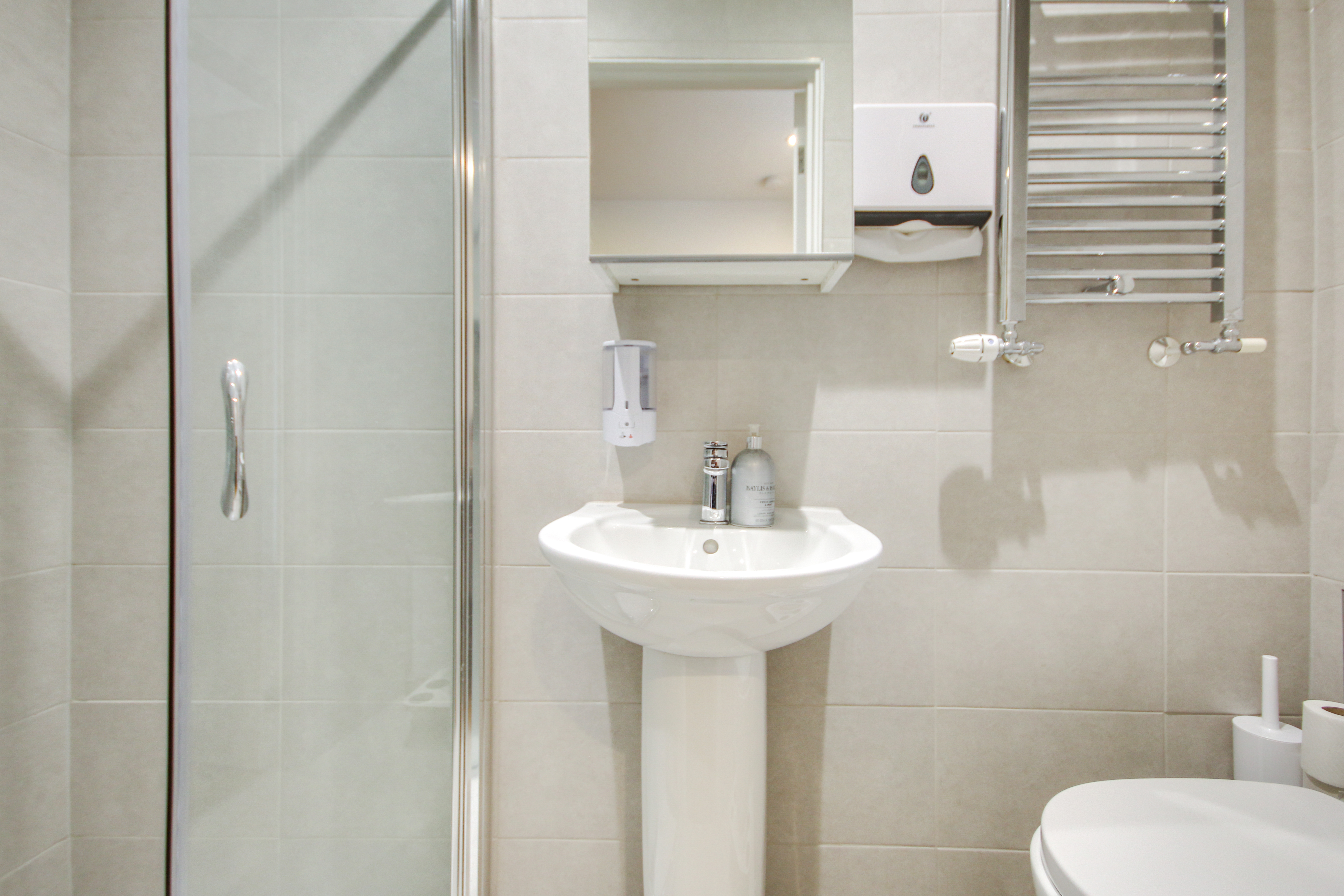 Wychwood Place, Crawley, West Sussex