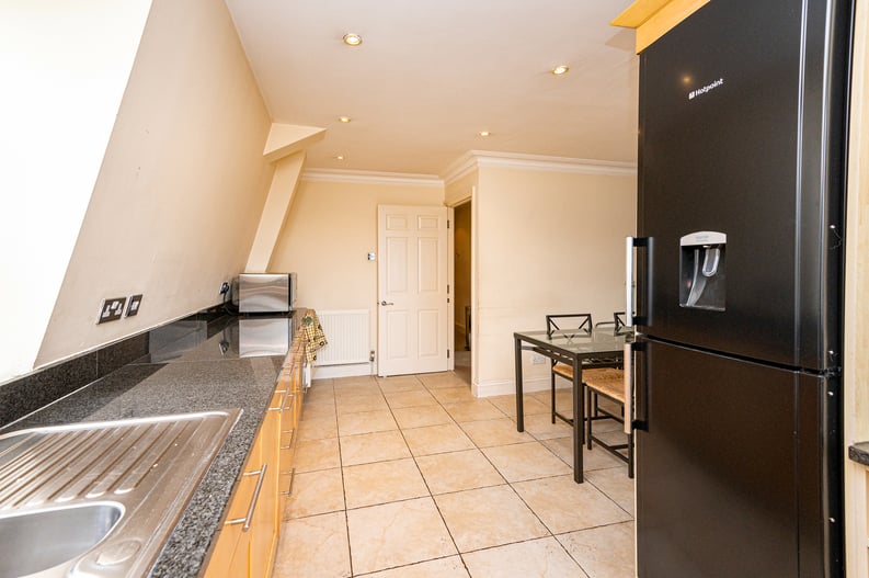3 bedroom(s) apartment to sale in Whitehall, St James, London-image 8