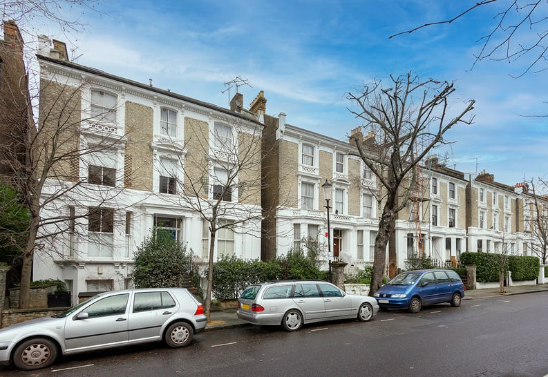 1 bedroom(s) apartment to sale in Oxford Gardens, Ladbroke Grove, London-image 1