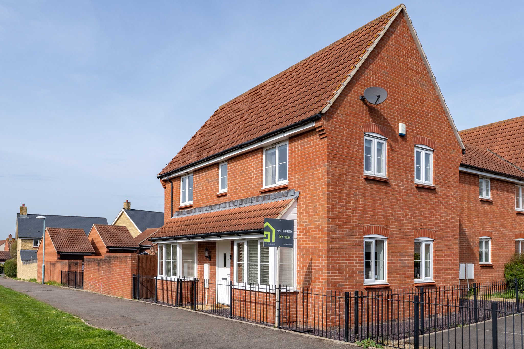 Tawny Close, Bishops Cleeve, Cheltenham