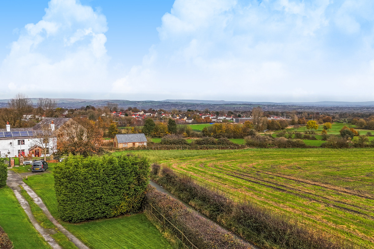 Holme Fold Farm, Slack Fold Lane, Bolton, BL4 0LJ