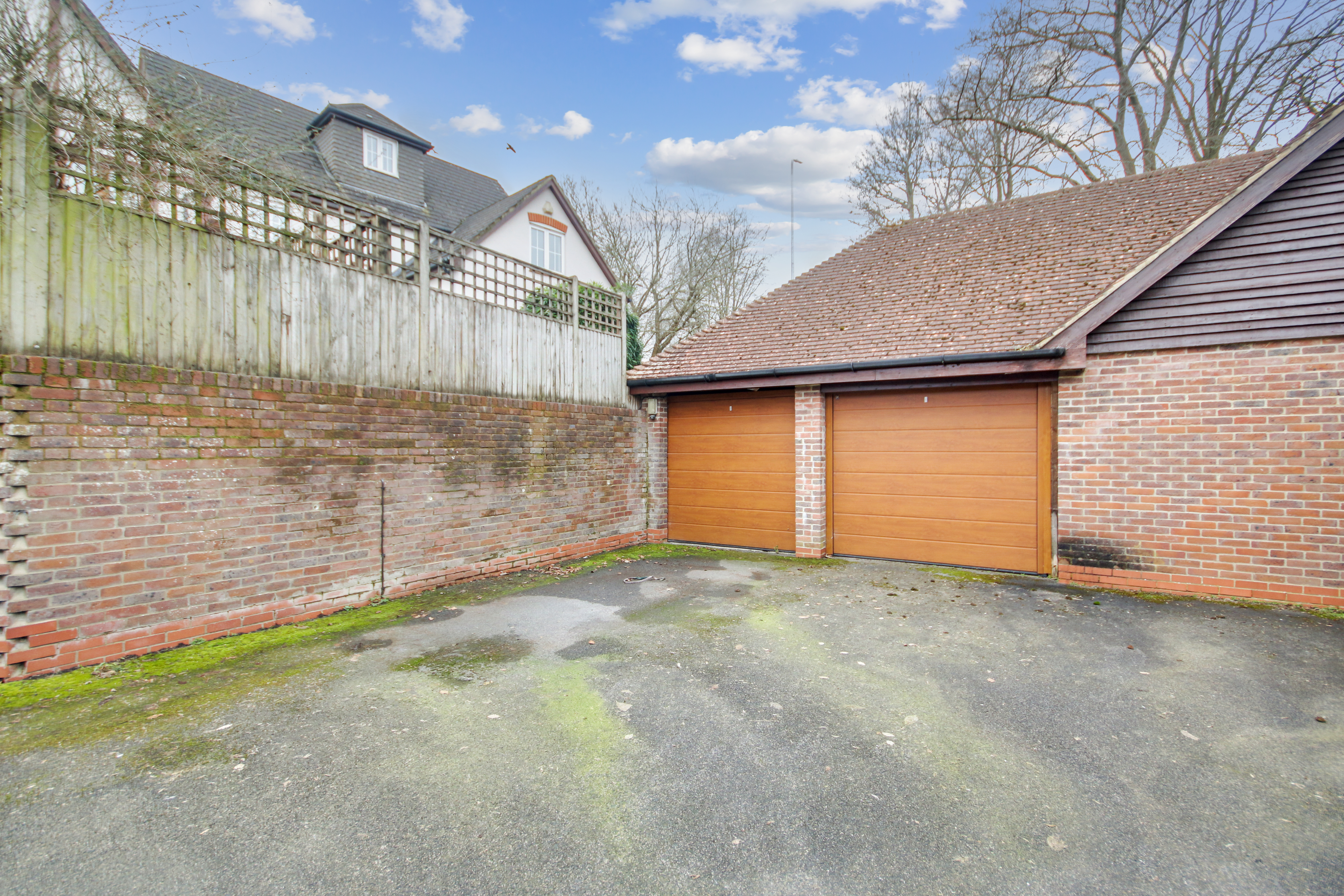 Walhatch Close, Forest Row, East Sussex