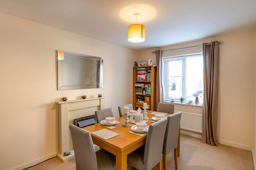 Blue Albion Street, Retford, DN22 7WZ