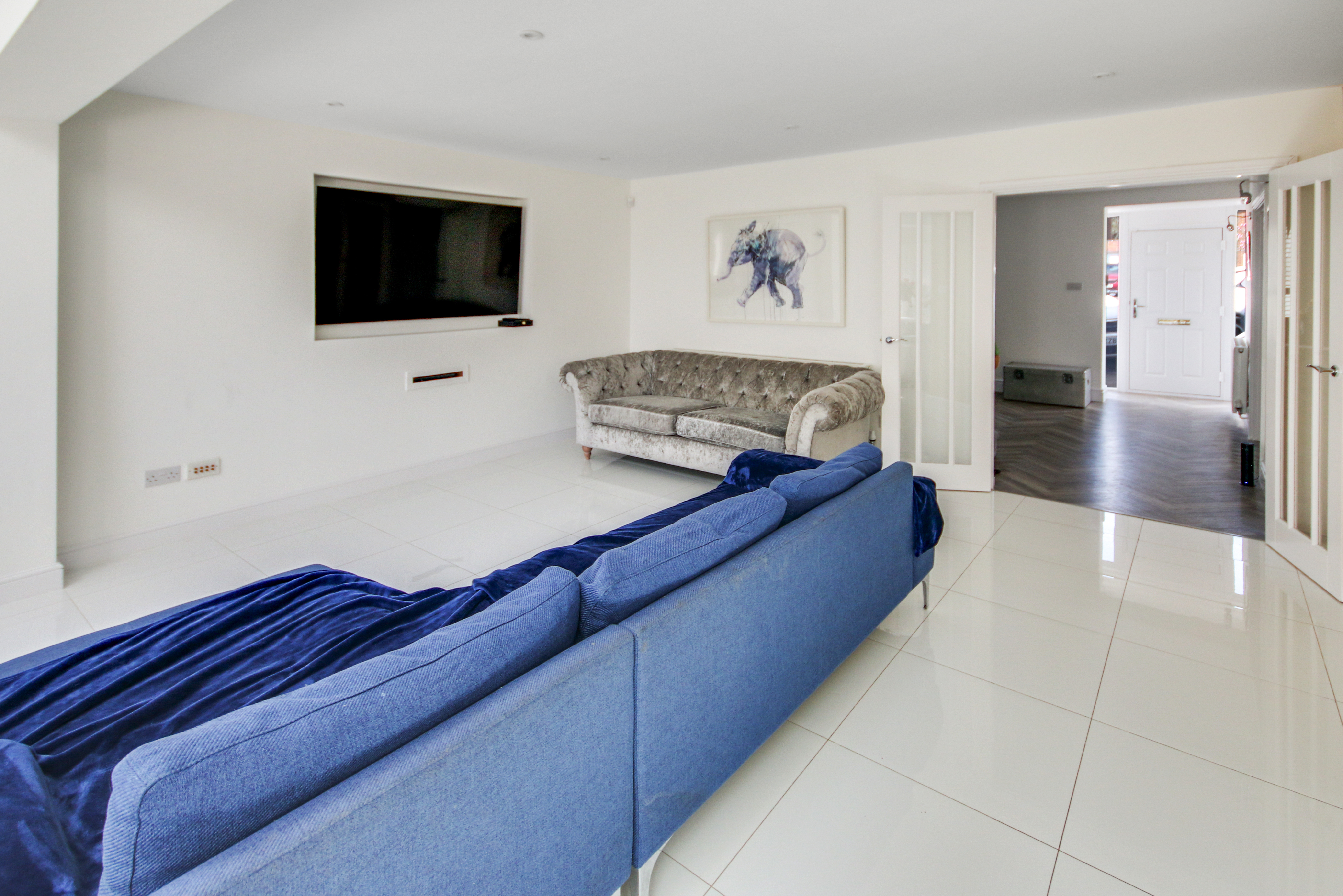 24 Tiltwood Drive, Crawley Down