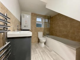 Whitney Lodge | Thumbnail