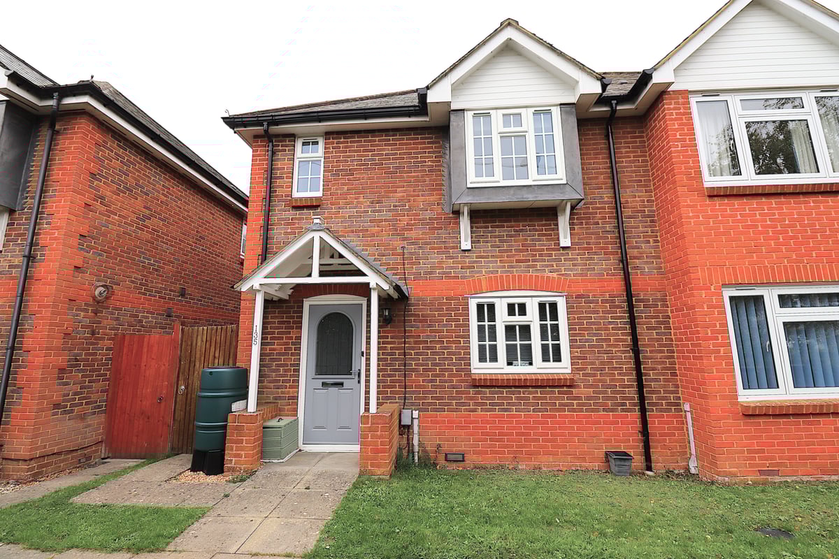 Ship Lane, FARNBOROUGH, GU14 8BH