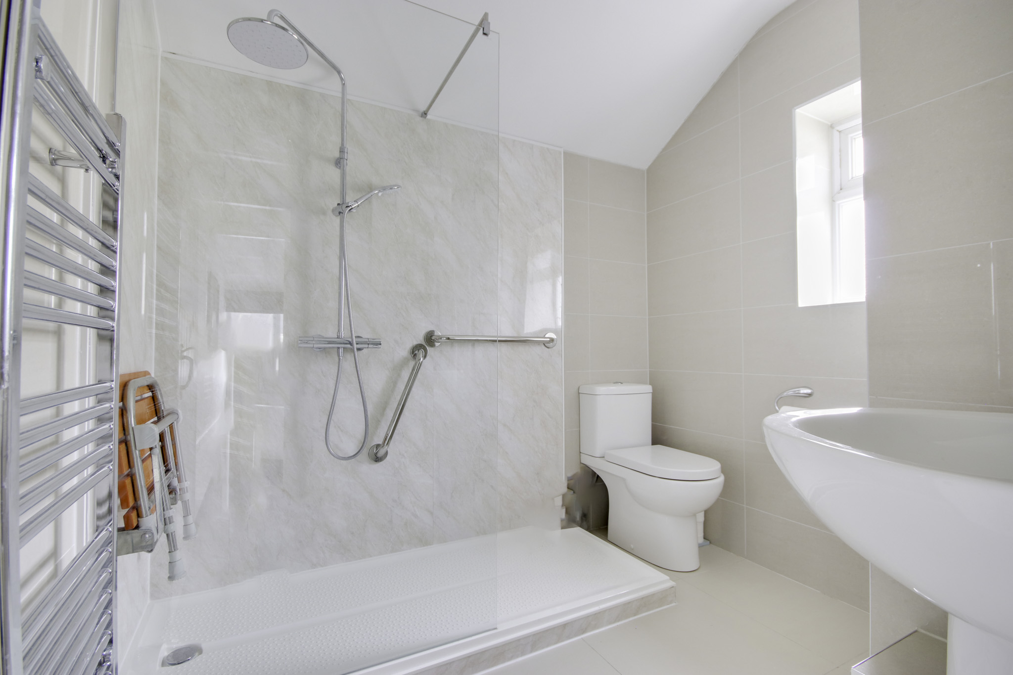 3 Bed Property for sale in Lymington, Lymington Spencers