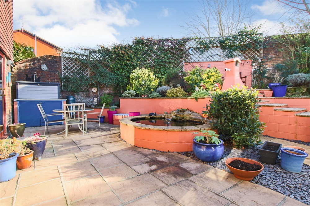 Herontye Drive, East Grinstead, West Sussex
