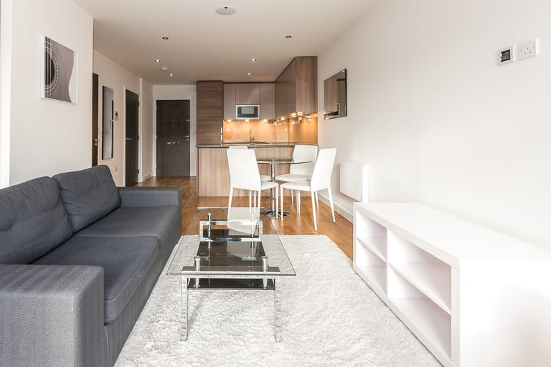 Studio apartment to sale in Commander Avenue, Colindale, London-image 12