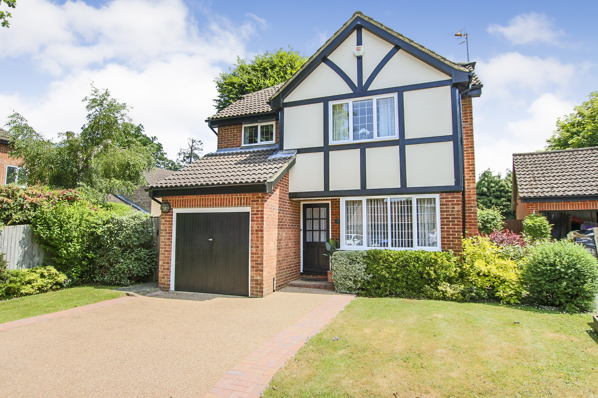 Lowdells Drive, East Grinstead, West Sussex