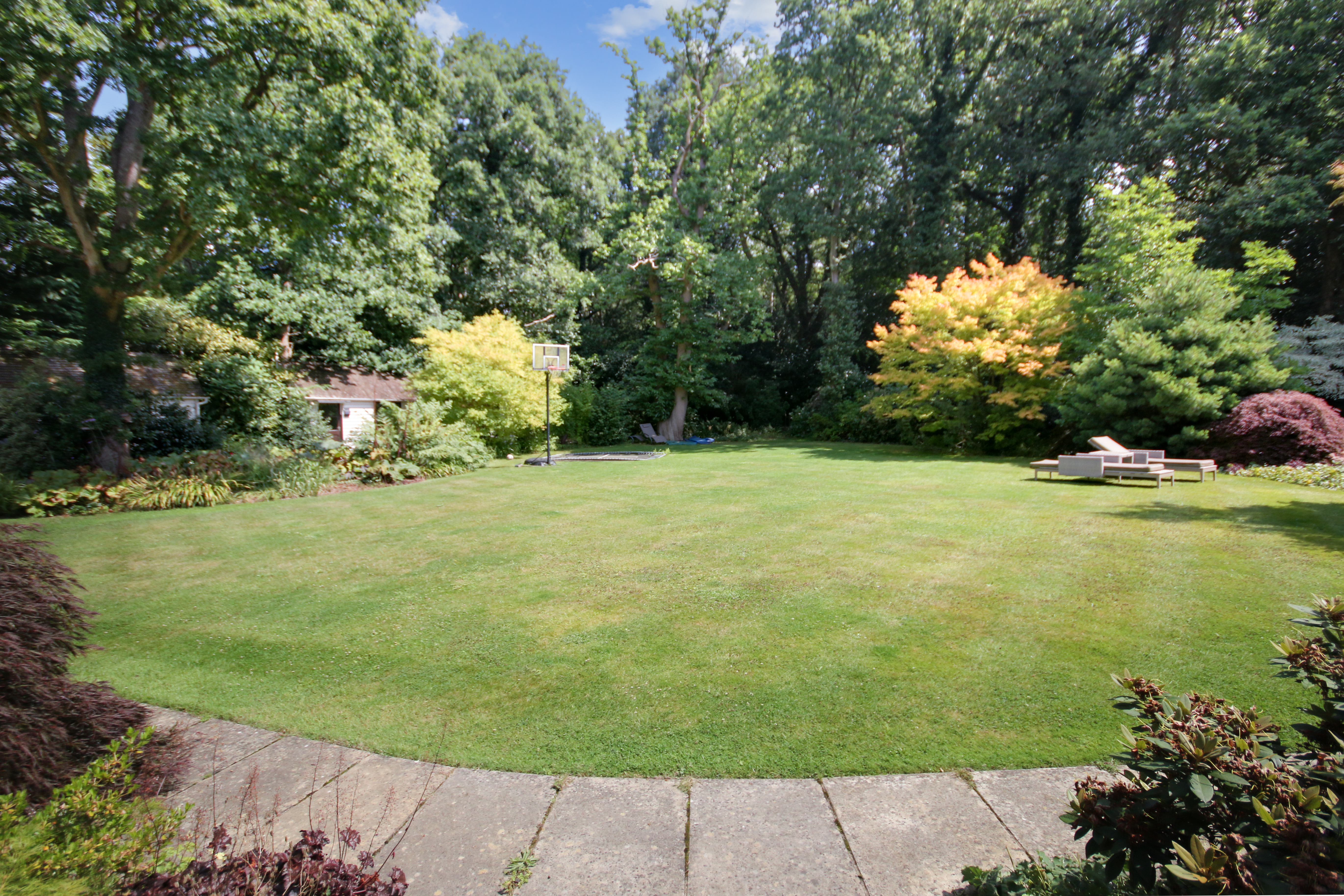 Heatherlands, Felcot Road