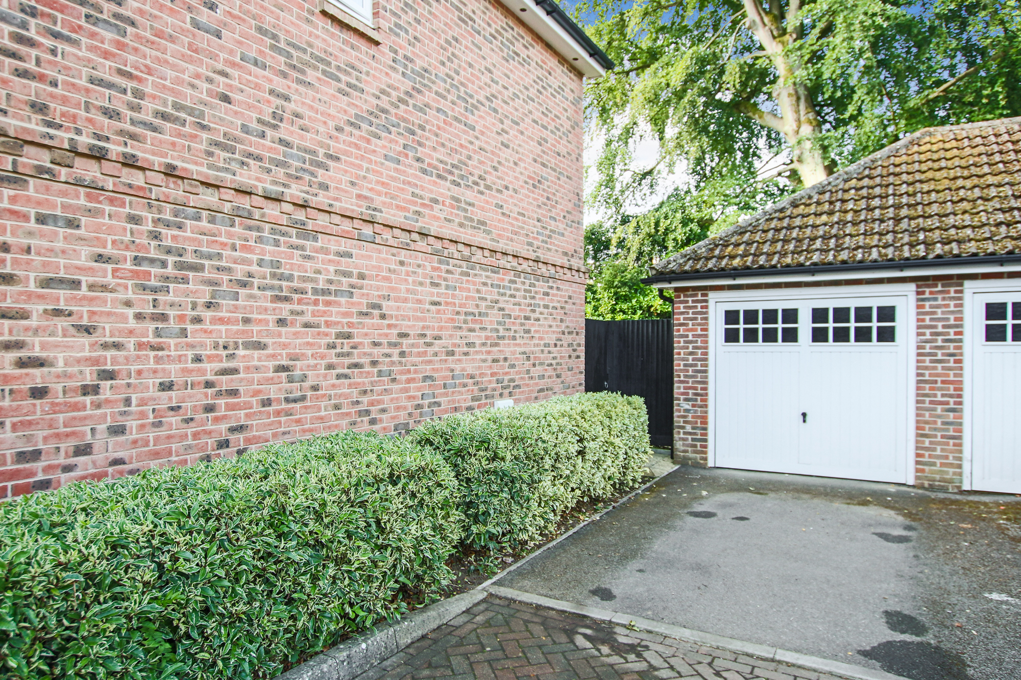 Rowplatt Close, East Grinstead, Surrey
