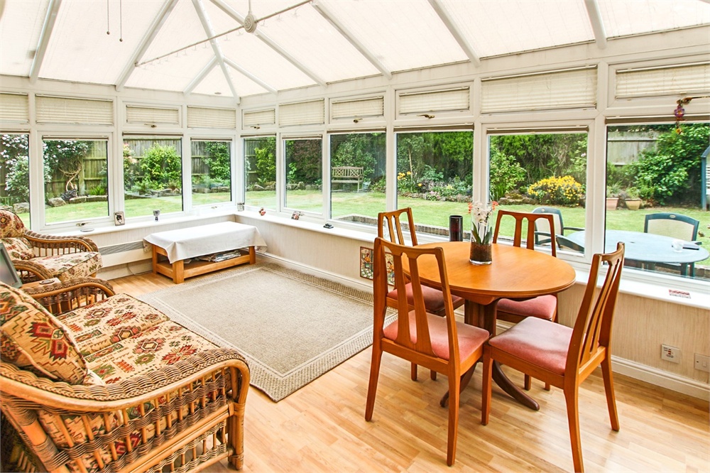 Fermandy Lane, Crawley, West Sussex