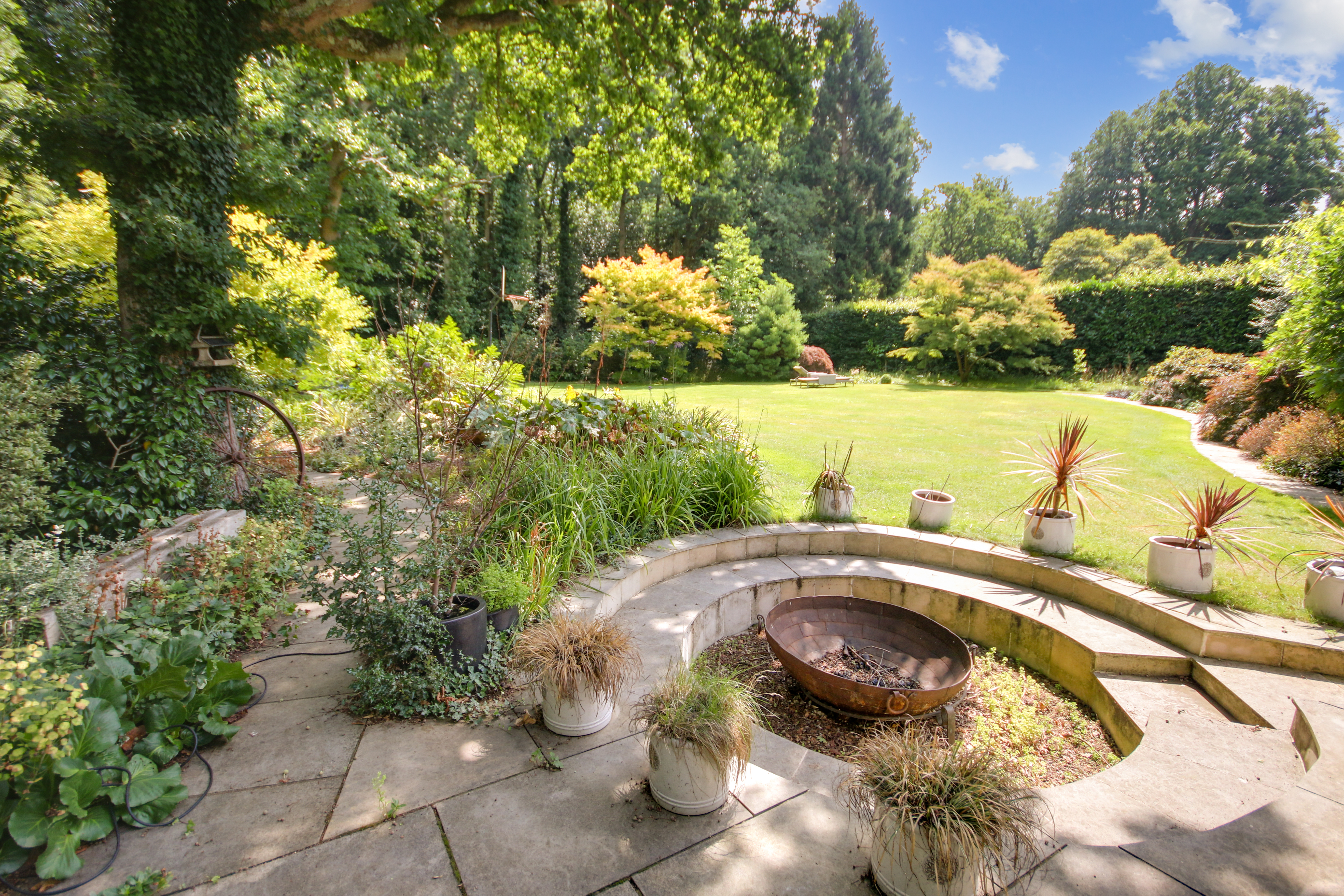 Heatherlands, Felcot Road